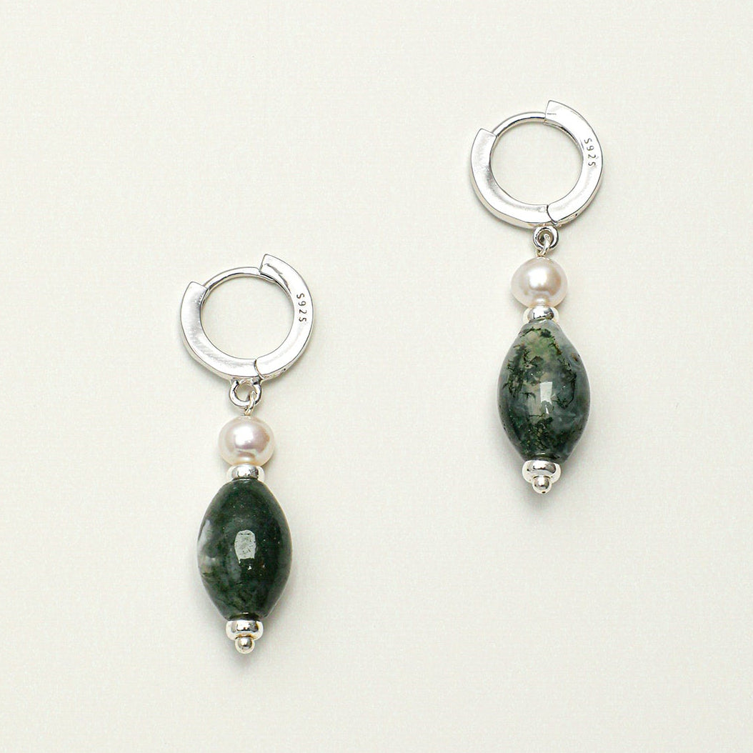 Natural Moss Agate and Rice Seed Pearl Huggie Hoop Earrings