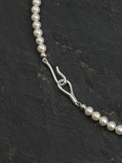 Natural Green Quartz and Medium Baroque Pearl Necklace